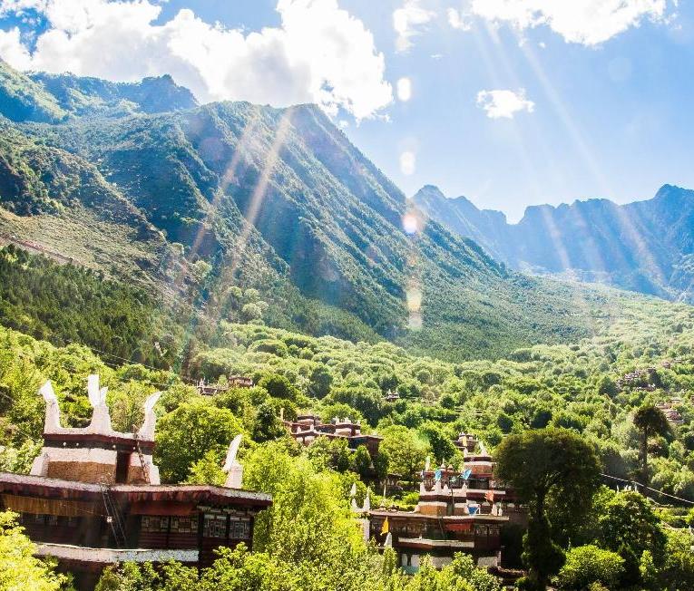 11 days Chengdu Kangding and Daocheng Yading tour