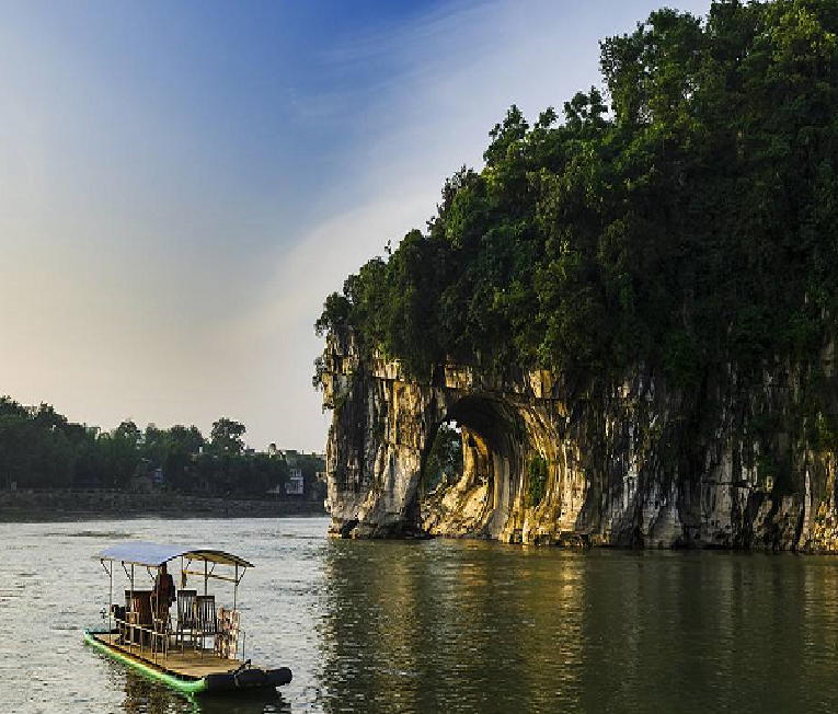 Guilin city tour of Reed Flute Cave, Elephant hill and Fubo Hill