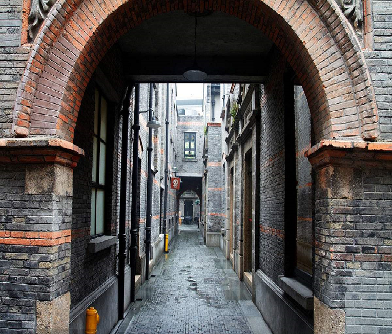 Classic & Modern Shanghai City Sightseeing One Day Tour (Group Tour)